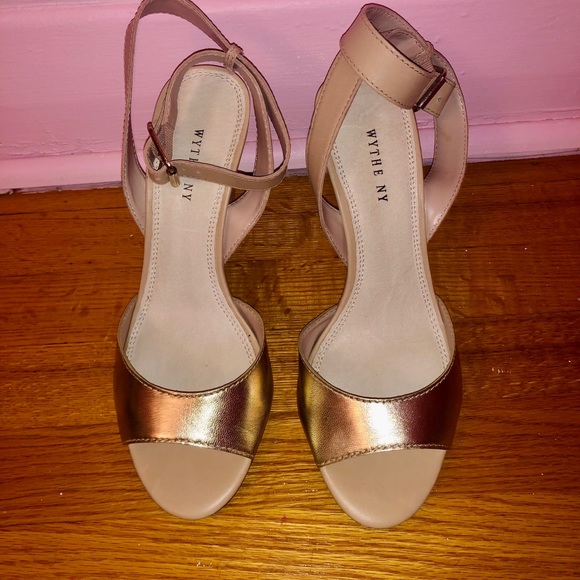 Gold Wedges - Picture 2 of 3